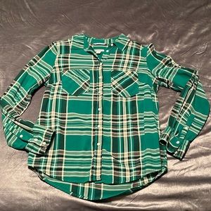 Merona button up shirt